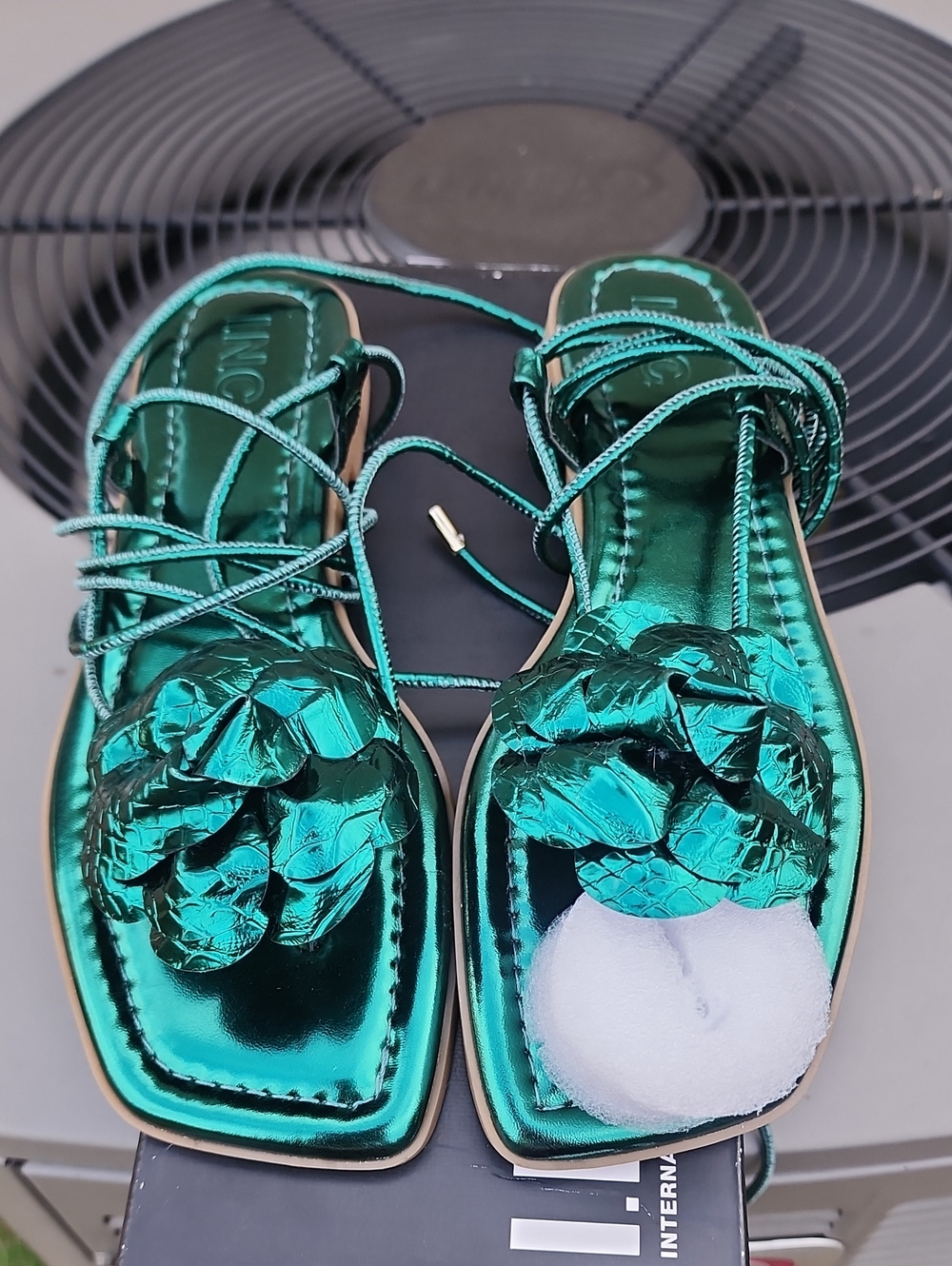 New INC International Concepts Gilma Flat Sandals, Sz. 8